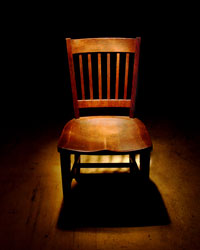 Chair200.jpg